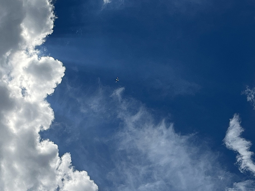 Горожан предупредили о тренировочных полетах авиации 